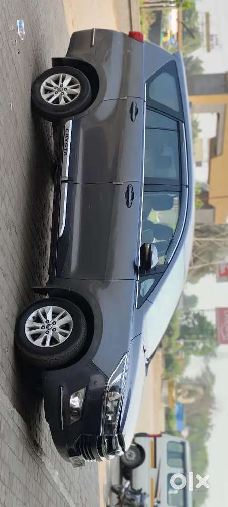 Toyota Innova Crysta 2016