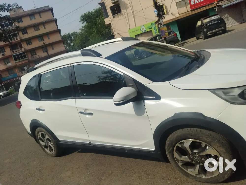 Honda Br-v Diesel Milage 24 Plus 7 Seater Dawn Payment 50000 Only