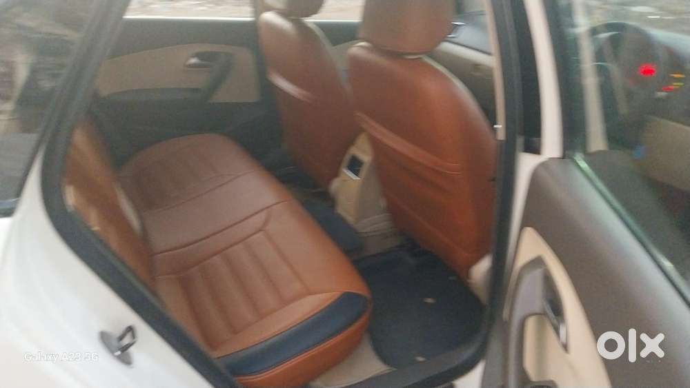 Volkswagen Vento 2010-2013 Petrol Highline, 2012, Petrol