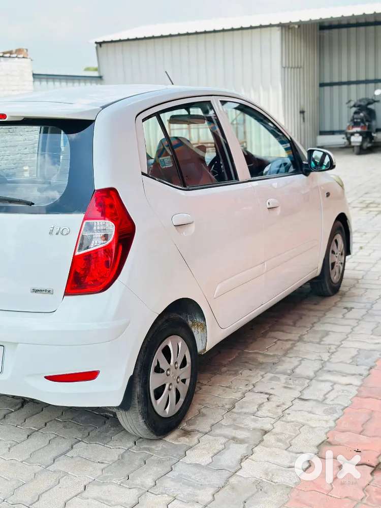 Hyundai I10 2012 Cng & Hybrids 127000 Km Driven