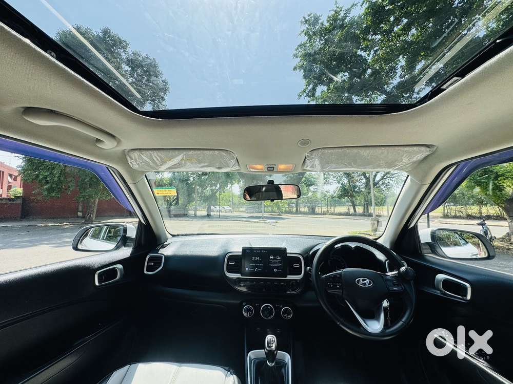 Hyundai Venue Sx (o) Mt 1.5 Diesel, 2020, Diesel