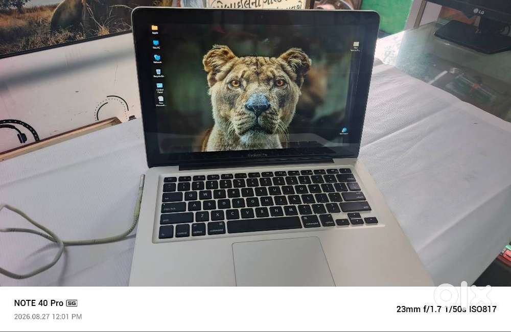 Apple Macbook core i5