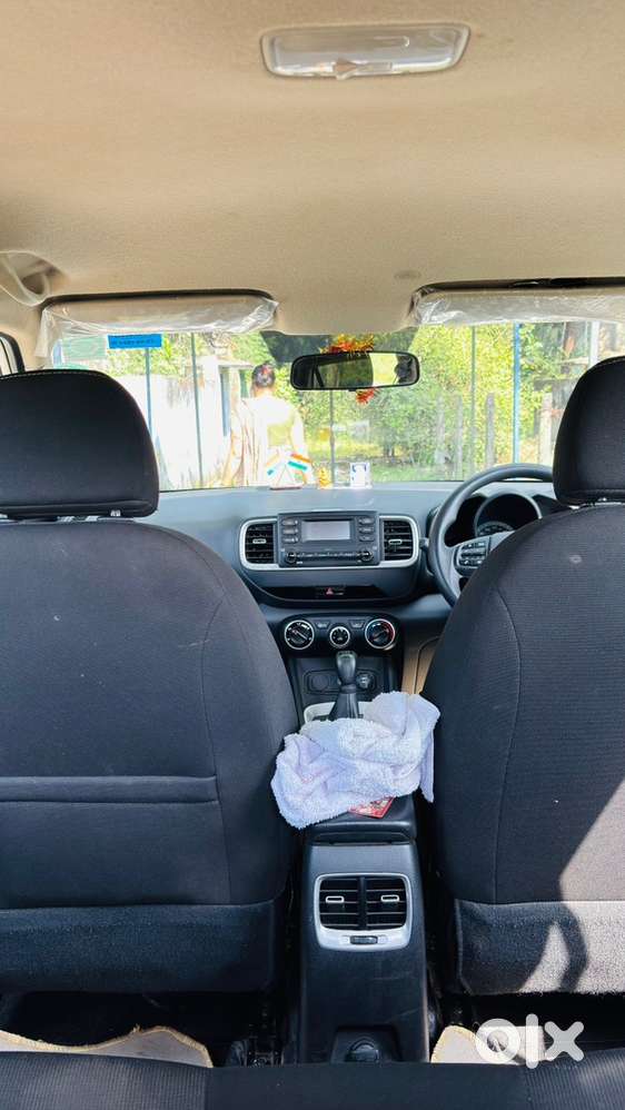 Hyundai Venue Petrol 2021