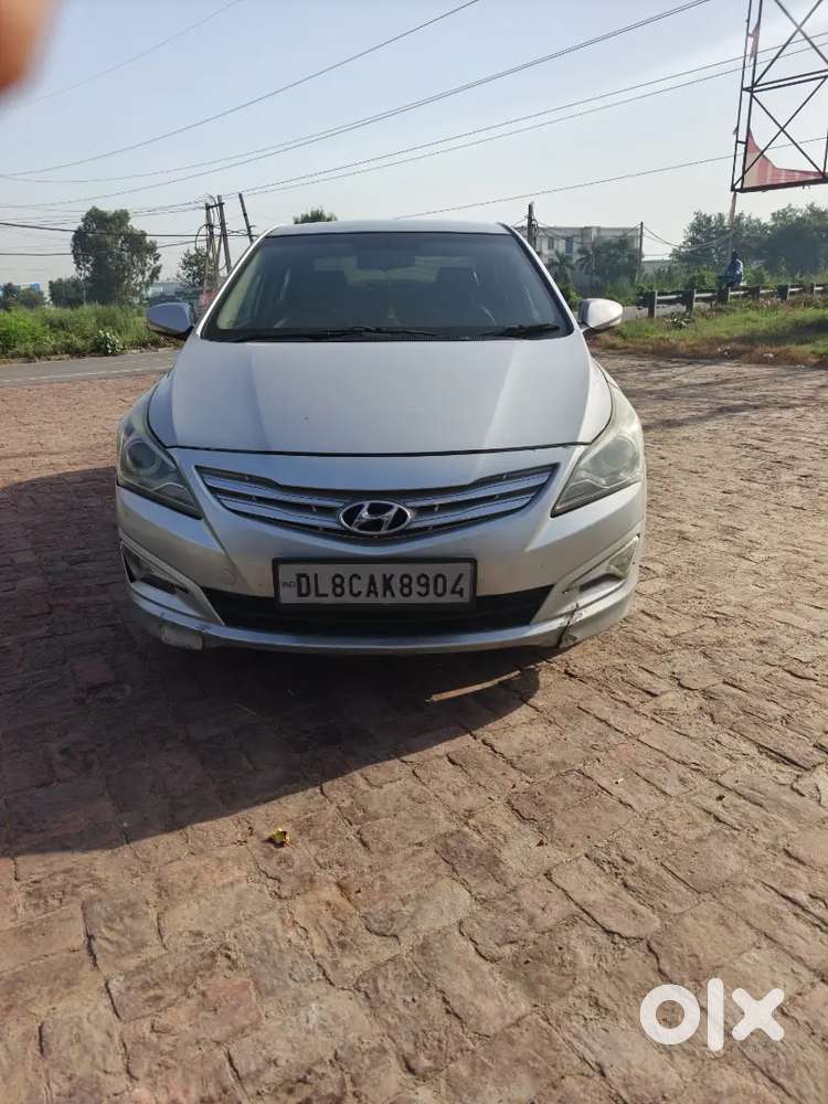 Hyundai Verna Sx 2015