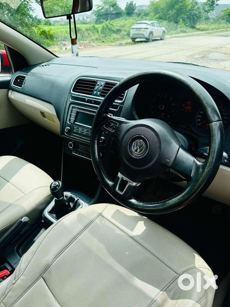 Volkswagen Polo Petrol Highline 1.2l, 2013, Petrol