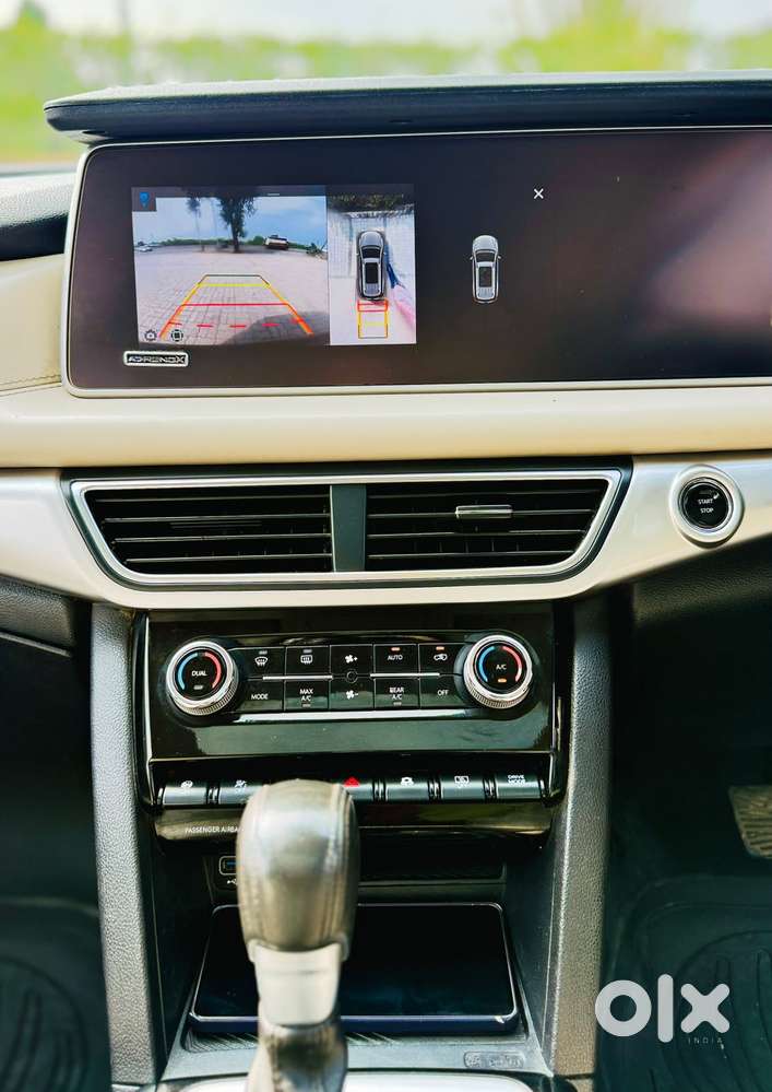 Mahindra Xuv700 Ax7 Luxury Pack Awd, 2023, Diesel