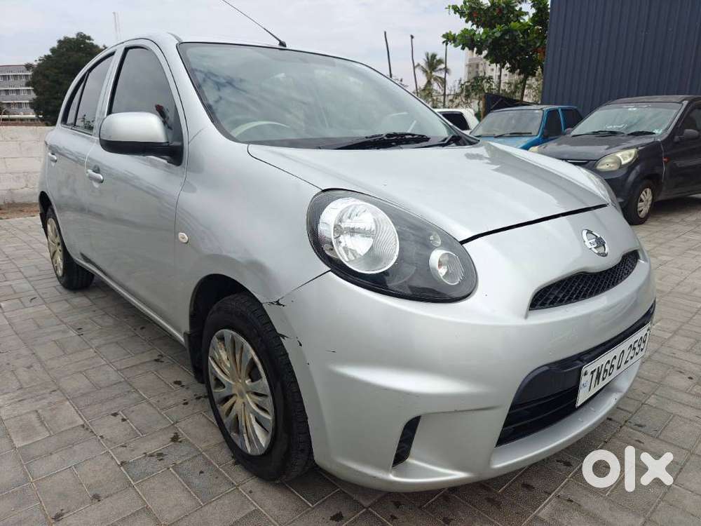 Nissan Micra Active Xv, 2015, Petrol