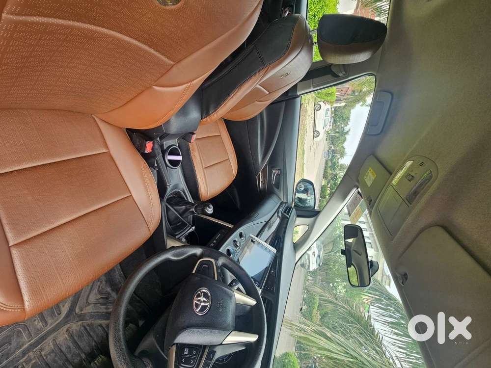 2024 Toyota Innova Crysta (gx, Mt) Diesel  Manual 80,000 Km