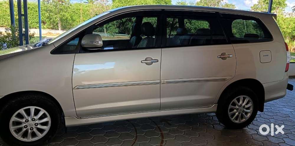 Toyota Innova 2004-2011 2.5 Vx (diesel) 8 Seater Bs Iv, 2013, Diesel