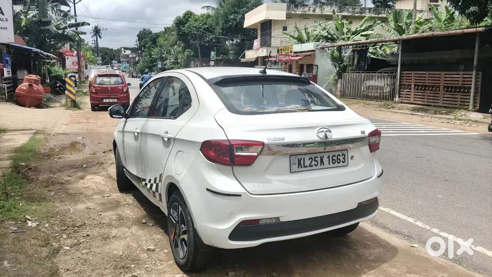 Tata Tigor Xz(o) Petrol 2017  1st Owner  1.10 Lakh Km  Excellent Co