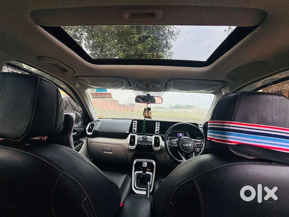 Kia Sonet Petrol Well Maintained