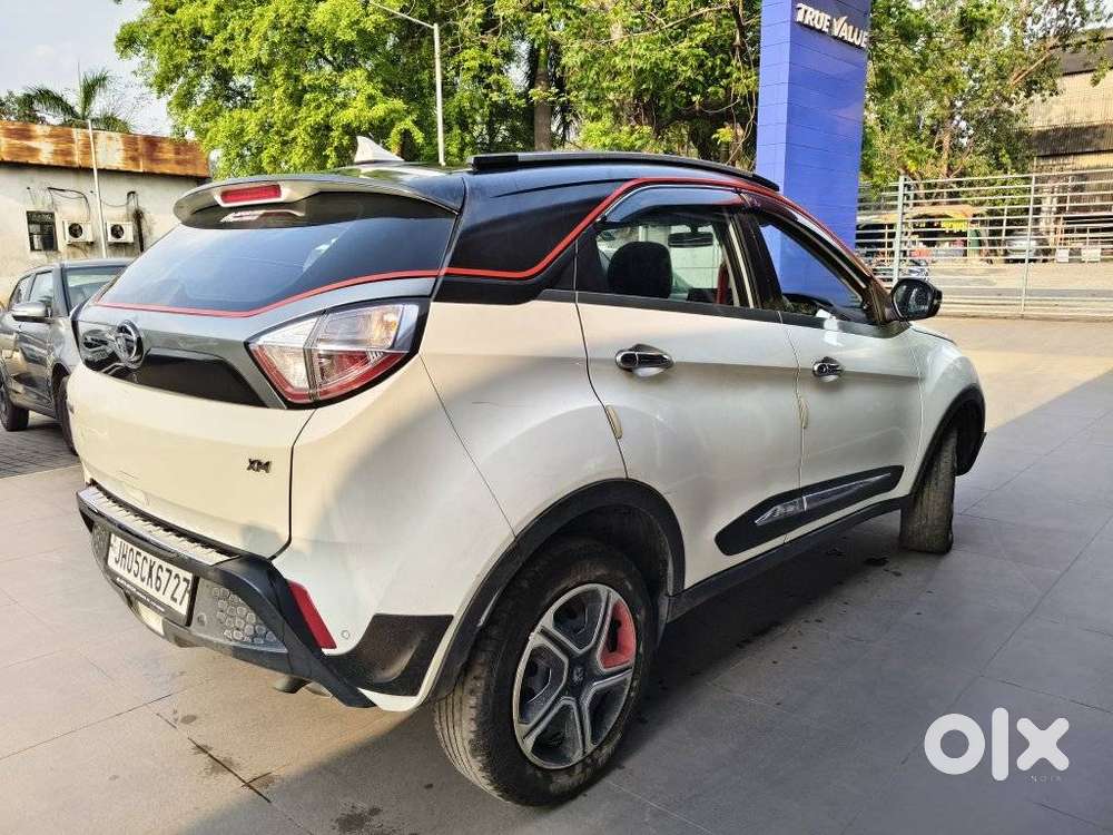 Tata Nexon 1.2 Revotron Xm (s), 2019, Petrol