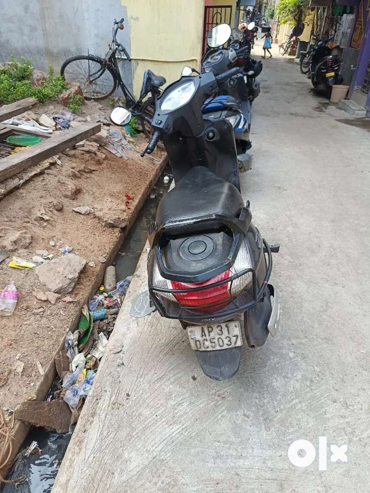 Second Hand Scooty for sale in Gajuwaka, Used Scooters in Gajuwaka OLX