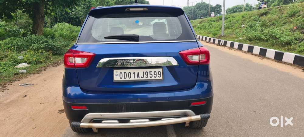 Maruti Suzuki Brezza 1.5 Zxi Smart Hybrid, 2021, Petrol