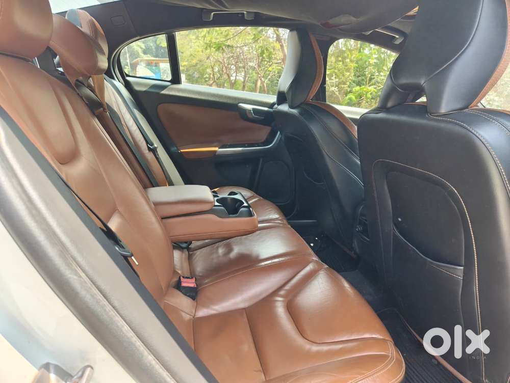 Volvo S60 D5 Kinetic, 2015, Diesel