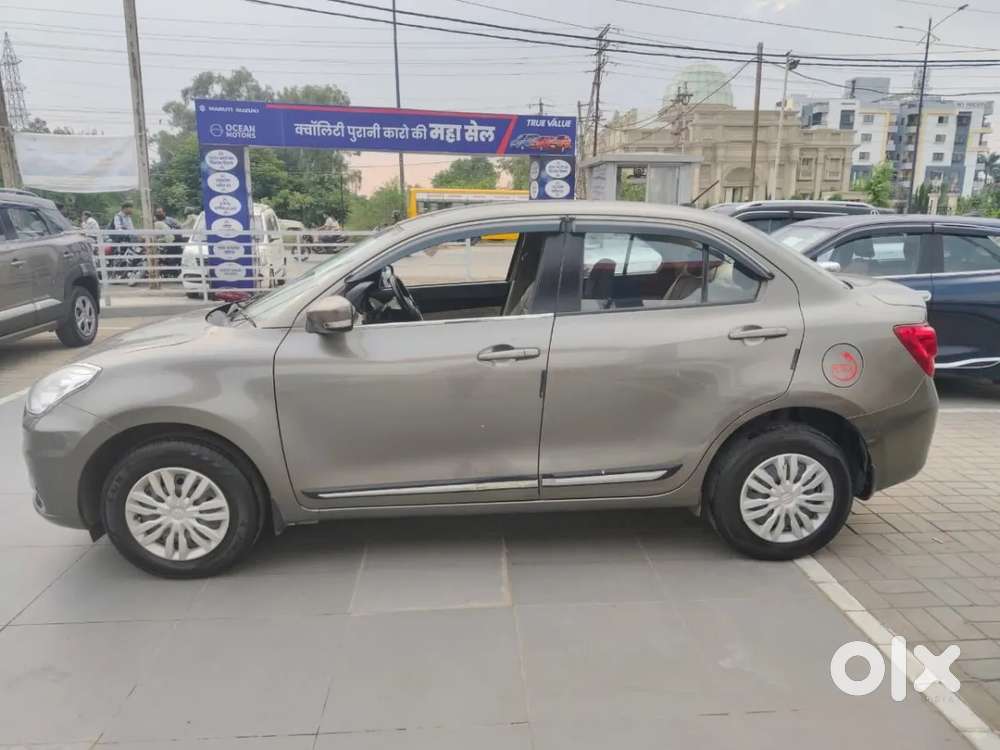 Maruti Suzuki Dzire 1.2 Vxi, 2023, Petrol