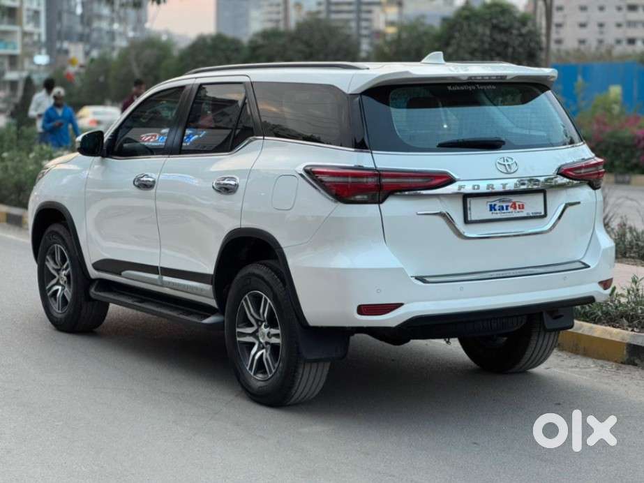 Toyota Fortuner [2021-ongoing] 2.8 2wd Diesel At, 2024, Diesel