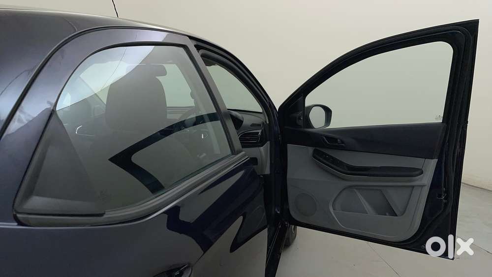 Tata Tiago 1.2 Revotron Xta, 2022, Petrol