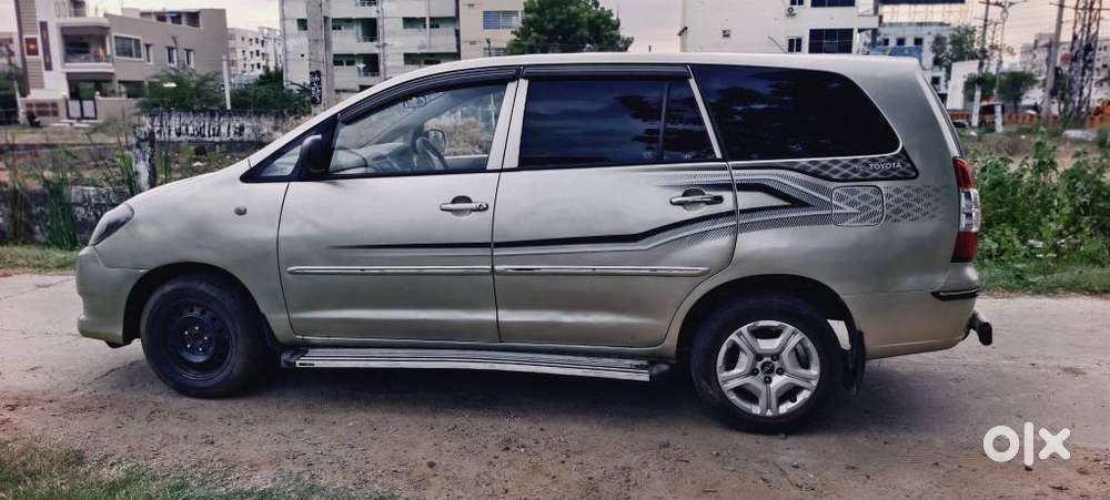Toyota Innova 2.5 G (diesel) 8 Seater, 2007, Diesel