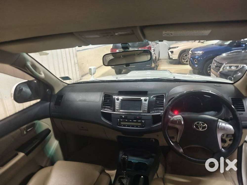 Toyota Fortuner 3.0 4x2 Automatic, 2015, Diesel