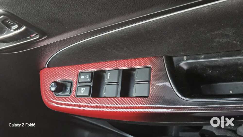 Maruti Suzuki Swift Petrol 2019