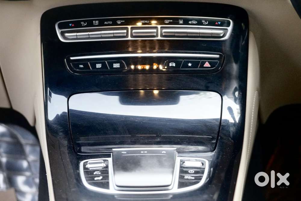 Mercedes-benz Eqc 400 4matic, 2021, Electric