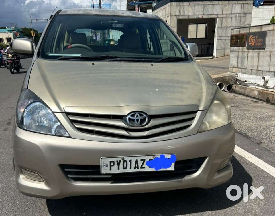 Toyota Innova 2.5 G4 Diesel 8-seater, 2010, Diesel