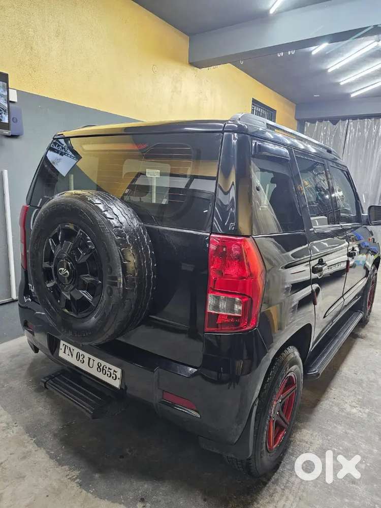 Mahindra Tuv 300 2017