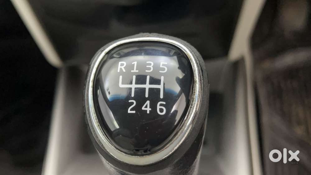 Mahindra Xuv300 W8 1.5 Diesel Dual Tone, 2021, Diesel