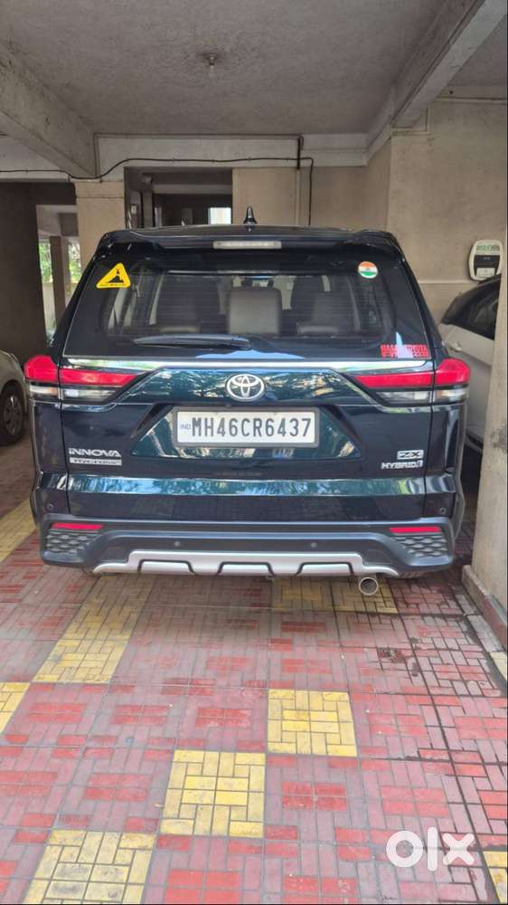 Toyota Innova Hycross 2024 Petrol 16000 Km Driven