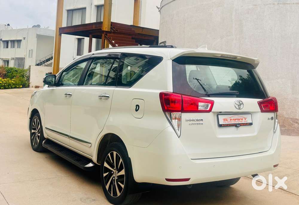 Toyota Innova Crysta [ ] 2.4 Zx At 7 Str, 2022, Diesel
