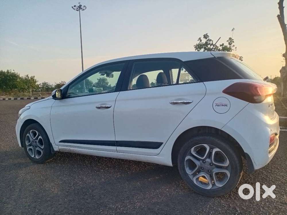 Hyundai Elite I20 Asta 'o' As In New Condition As Showroom Maintain
