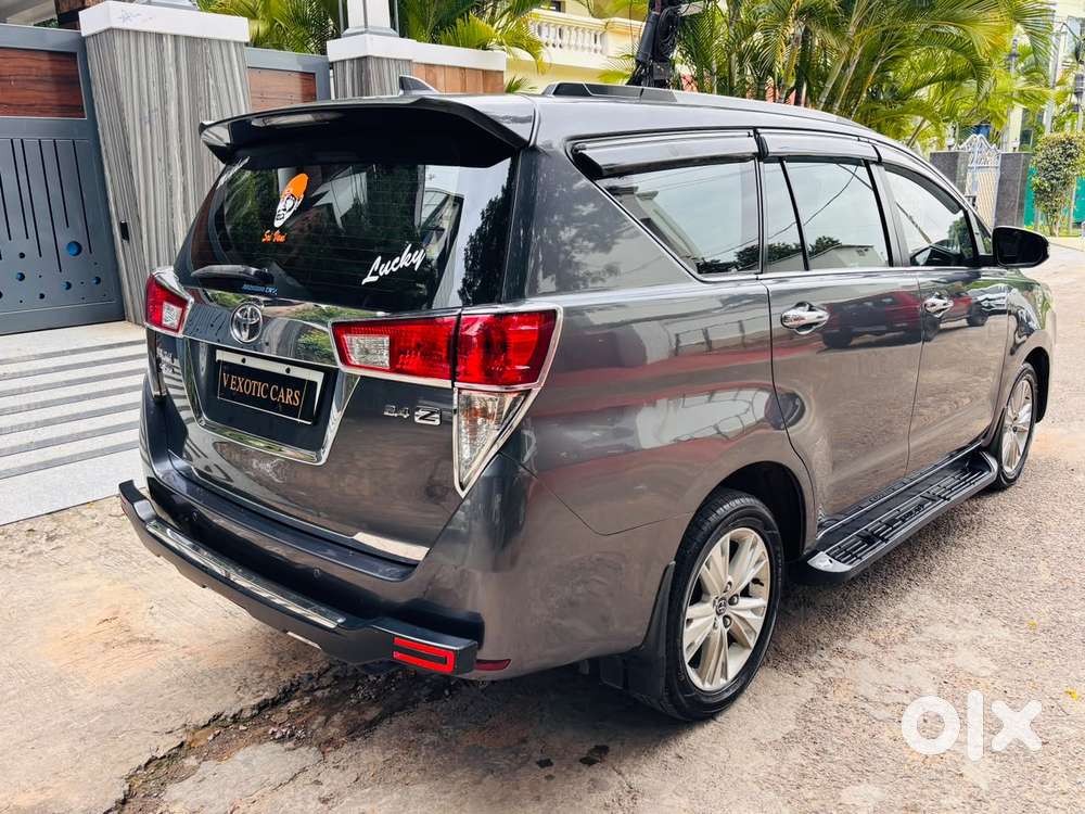 Toyota Innova Crysta 2.4 Z 7 Str, 2016, Diesel