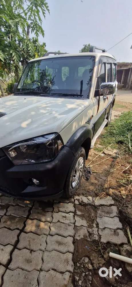 Mahindra Scorpio 2015 Diesel 158526 Km Driven