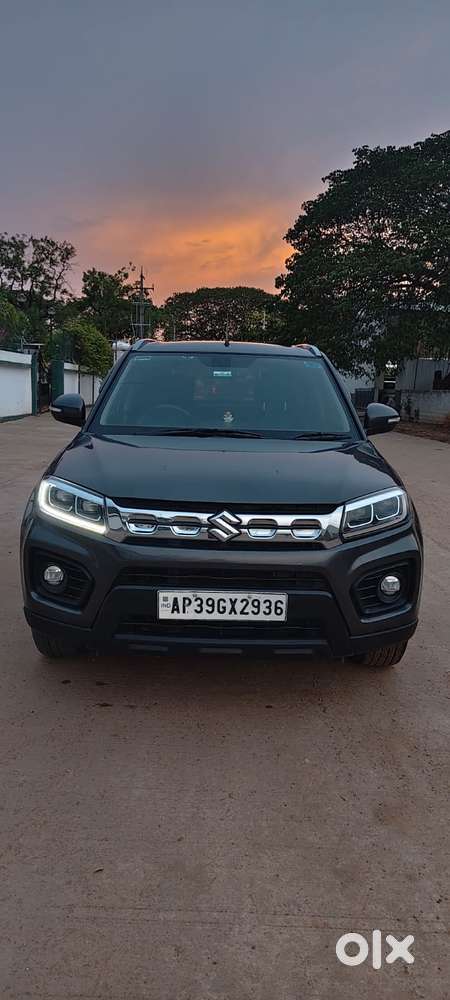 Maruti Suzuki Brezza 1.5 Zxi Plus Smart Hybrid, 2020, Petrol