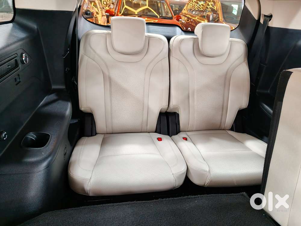 Mahindra Xuv700 2.0 Ax 7 Petrol At Luxury Pack Str, 2022, Petrol