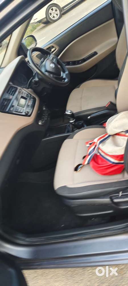 Tata Tiago Xz Opt, 2017, Petrol