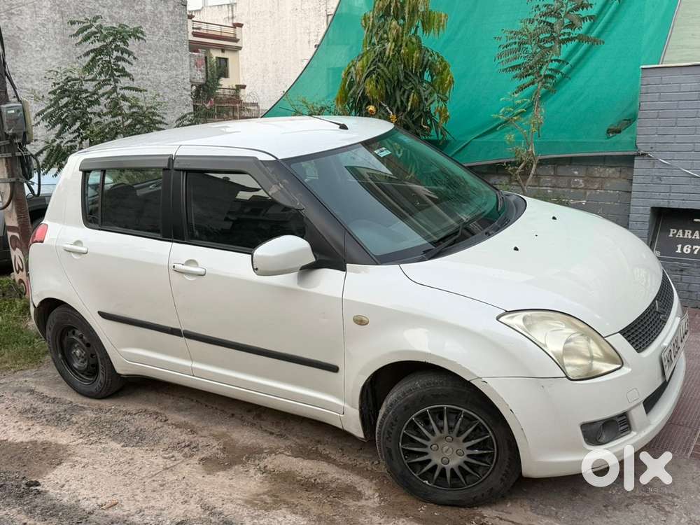 Maruti Suzuki Swift 2010 Car