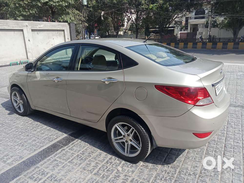 Hyundai Verna Crdi 1.6 At Sx Plus, 2013, Diesel