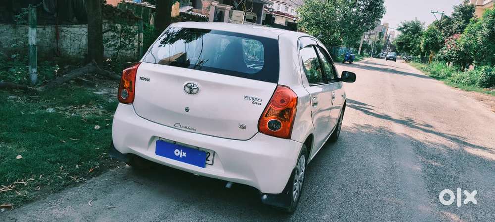 Toyota Etios Liva G, 2011, Petrol