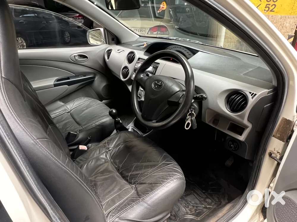Toyota Etios 1.5 G, 2011, Petrol