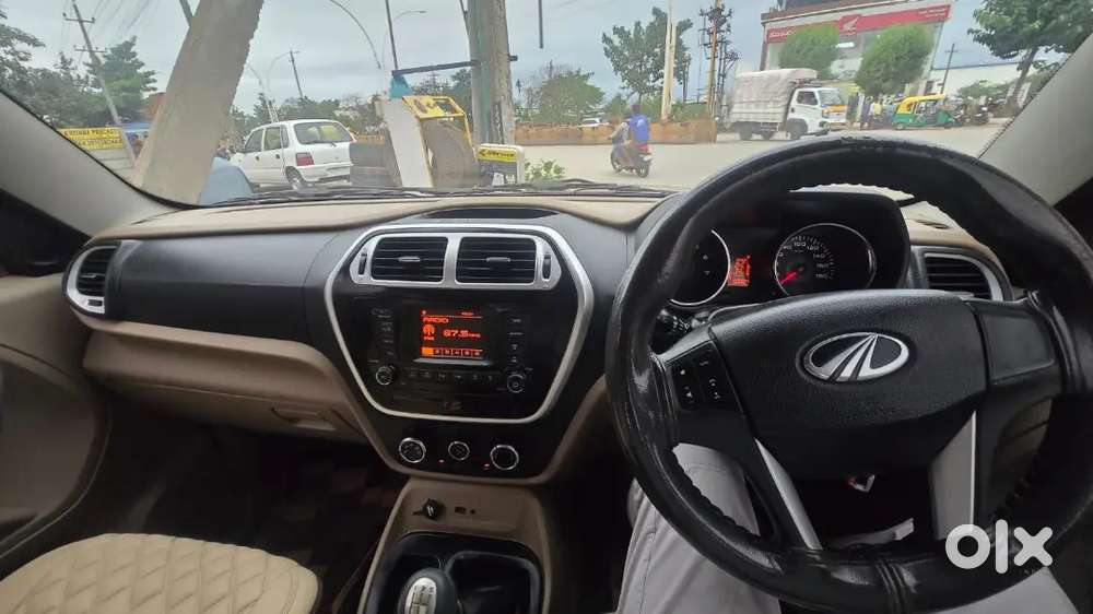2nd Owner Mahindra Tuv300 2017 Diesel