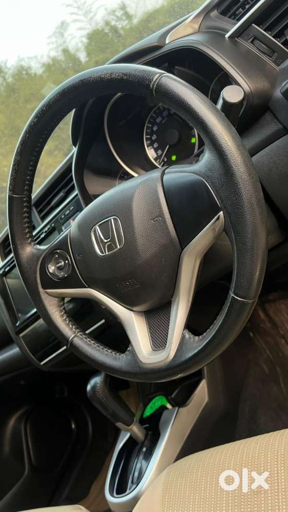 Honda Jazz V Cvt, 2017, Petrol