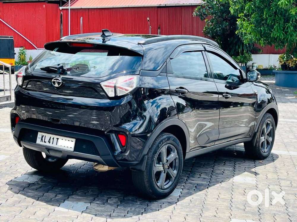Tata Nexon 1.2 Revotron Xza Plus Hs Dark Edition, 2022, Petrol