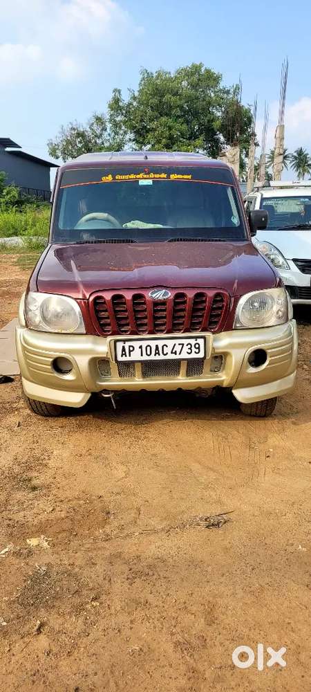 Mahindra Scorpio 2004