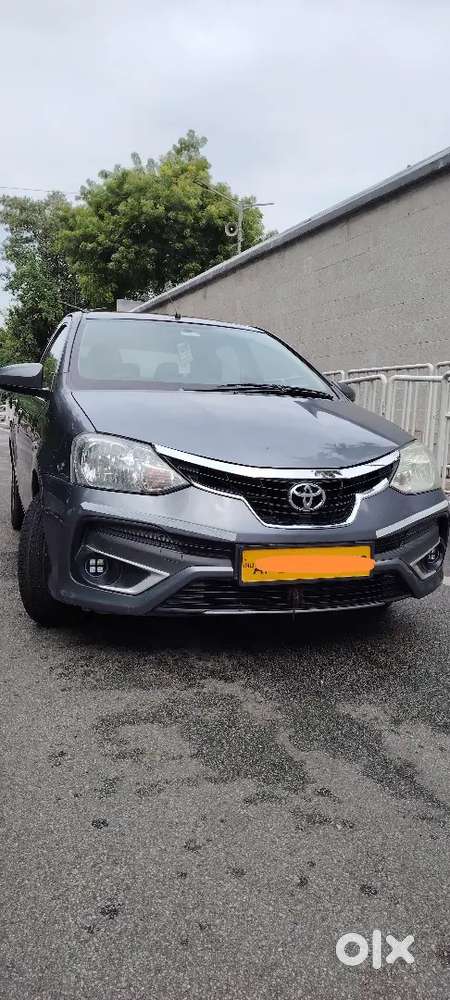 Showroom Truck Original Vehicle Bridgestone Tyres New