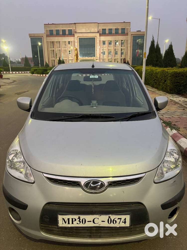 Hyundai I10 Magna - 2009 (petrol) - 33,000 Kms Only