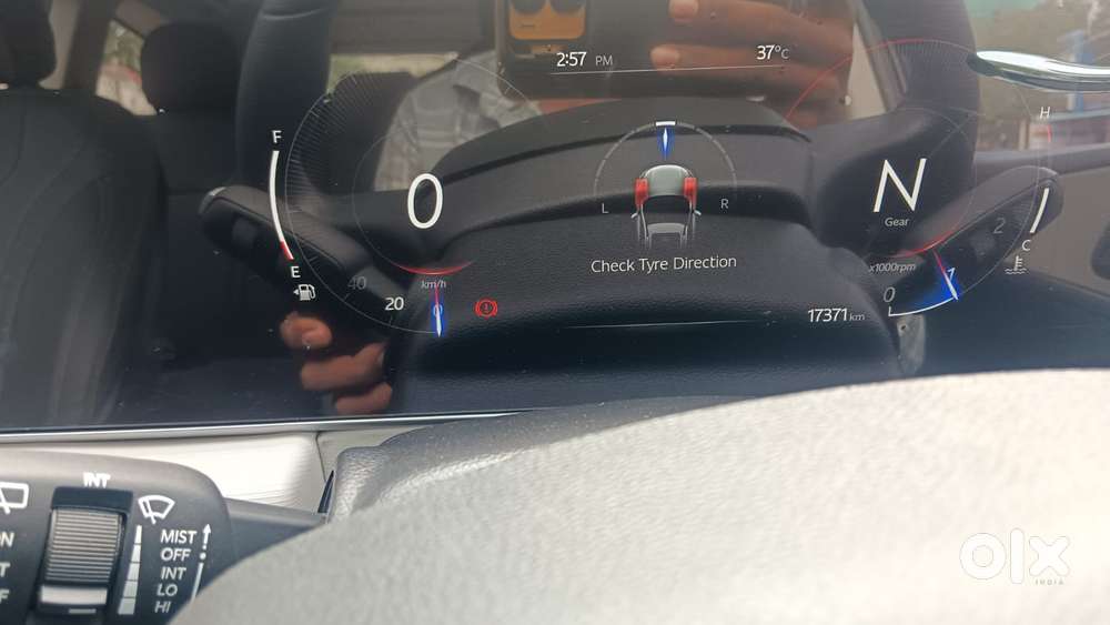 Mahindra Xuv700 2.2 Ax 5 Diesel Mt 7 Str, 2024, Diesel