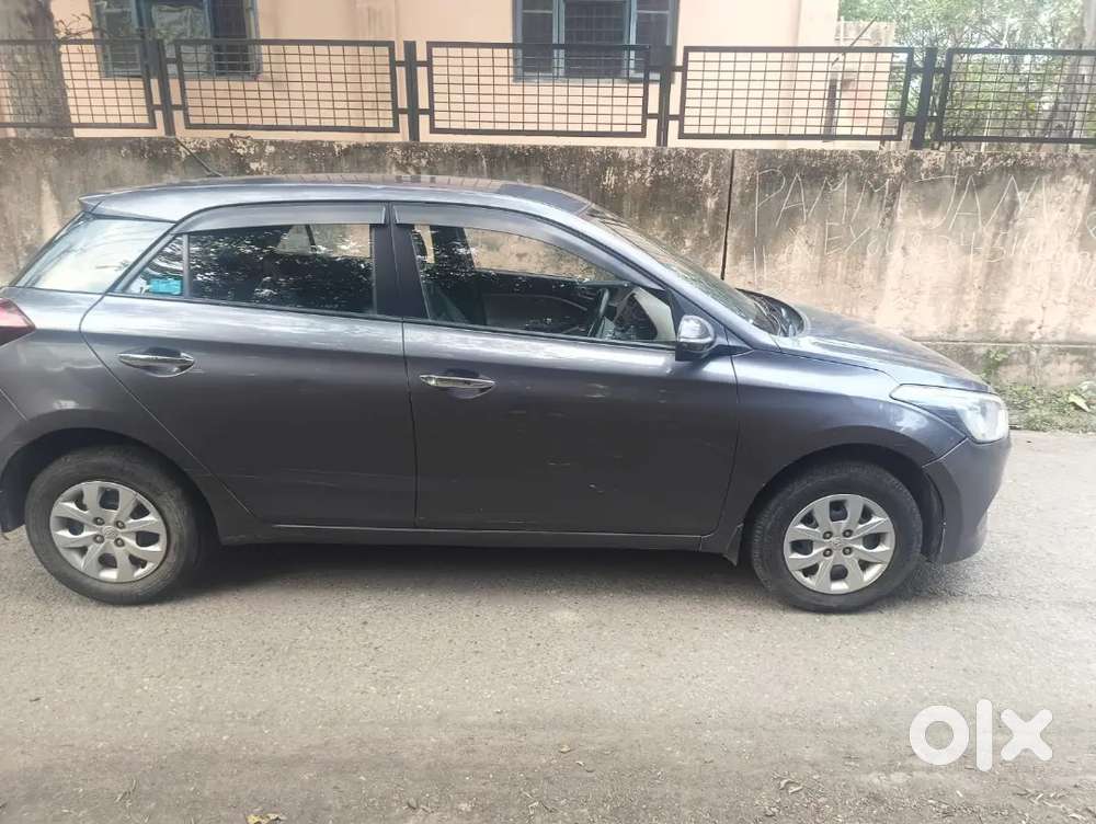 Hyundai Elite I20 2017 Petrol 65000 Km Driven
