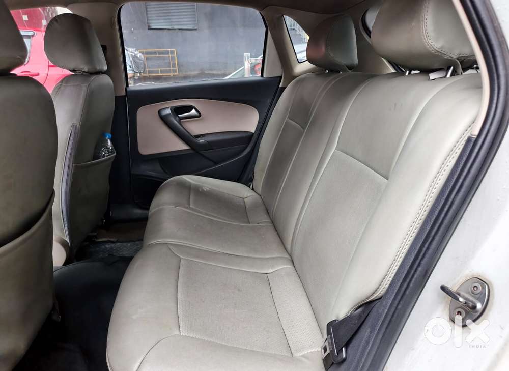 Volkswagen Polo Petrol Highline 1.6l, 2012, Petrol
